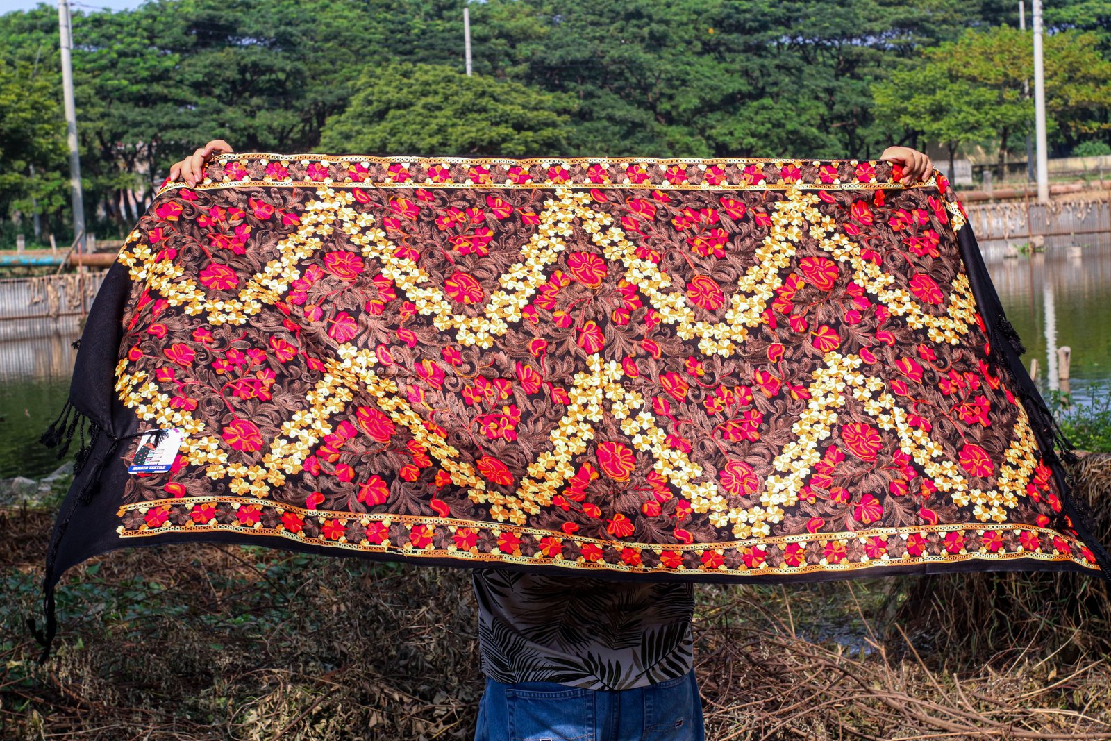 Kashmiri Pashmina Shawls